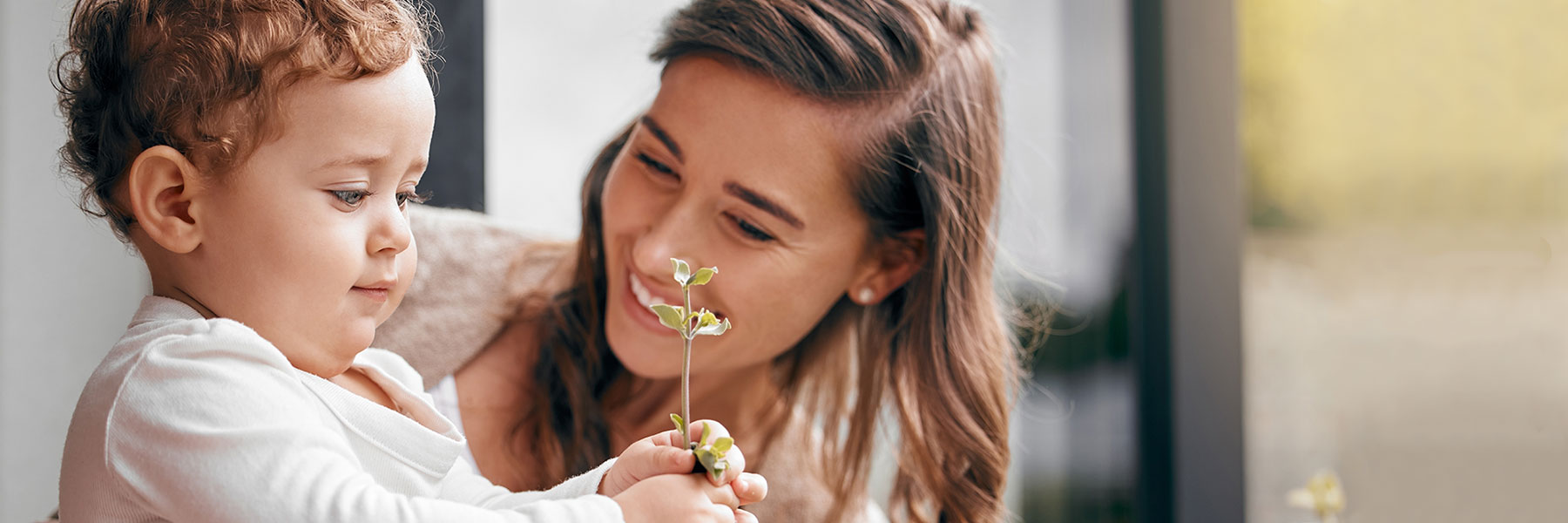 Motherbondingwithchild