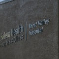 ExteriorviewofWestValleyHospitalmainentranceinDallasOregon