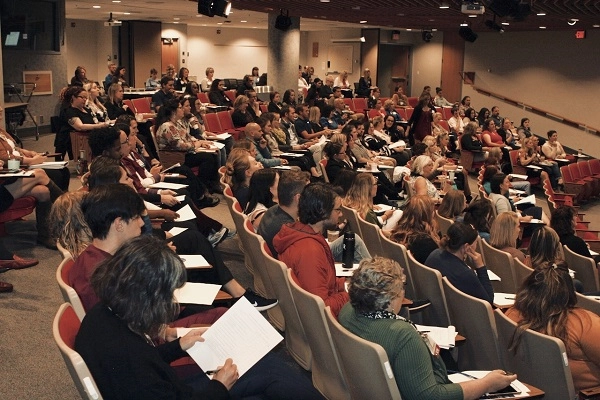 EducationsessionaudienceinWedelauditorium
