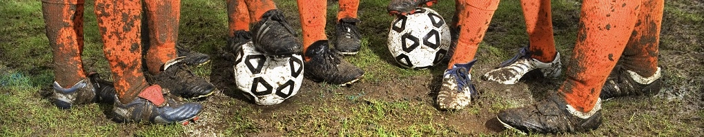 Soccerplayersreadyforfall