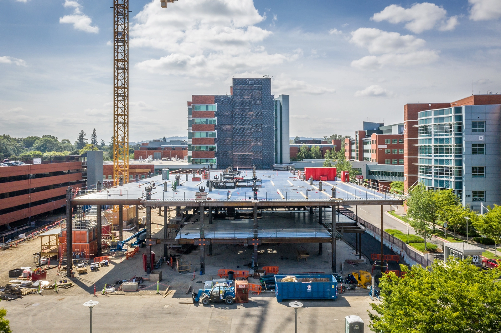 BeginningtobuildthesteelframeworkfortheBuildingAexpansion