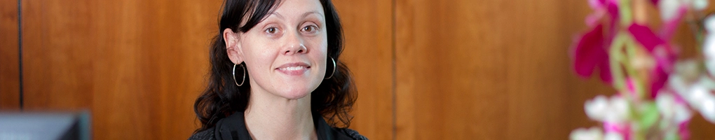 LaborDelivery-ReceptionDesk-01-110215-BOB