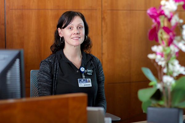 LaborDelivery-ReceptionDesk-01-110215