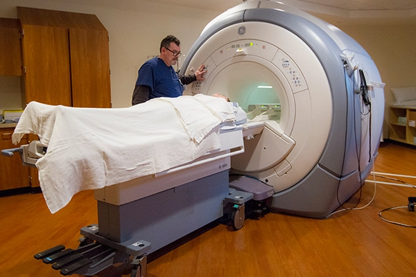 MRI-04-021116-highlight-box-2