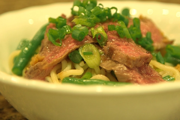 Beef Soba Noodles with Green Beans