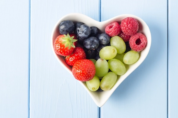 berries heart berries