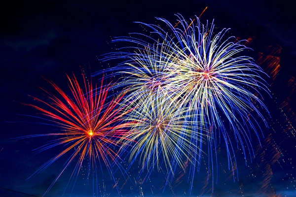 SHHC-2073_pic_PTSD-and-fireworks fireworks
