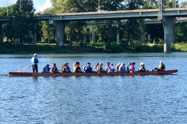 Unsinkables rowing on the Willamette River
