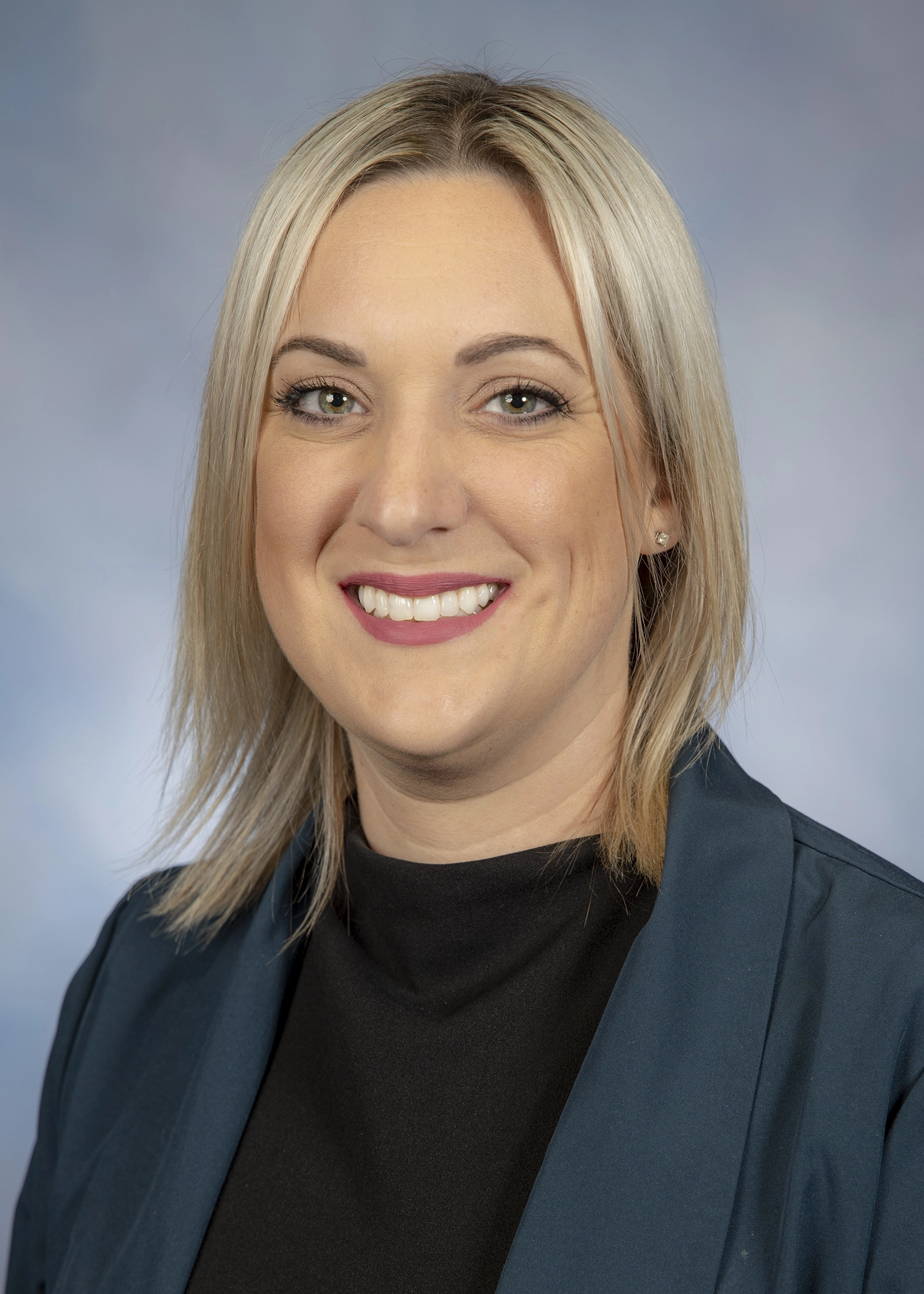 HeadshotofJenniferFowler